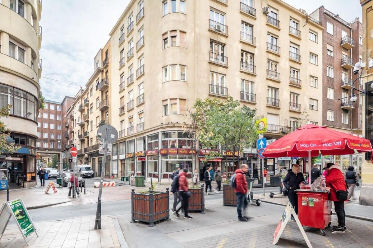 Super Central Convenient Apartment Budapest Eksteriør bilde